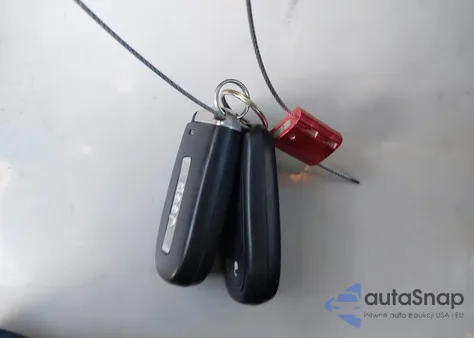 2019 Jeep Cherokee Latitude Plus Fwd из США, поврежденный, VIN 1C4PJLLB4KD108627